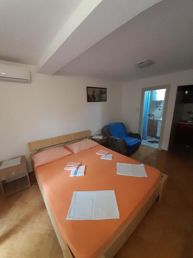 Apartments Kovacevic Петровац Экстерьер фото