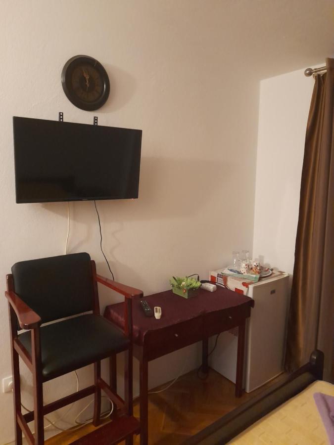 Apartments Kovacevic Петровац Экстерьер фото