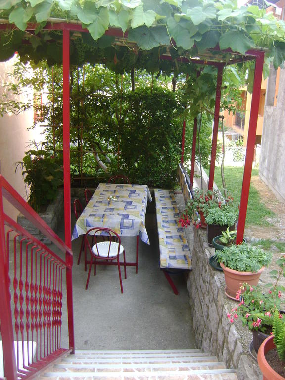 Apartments Kovacevic Петровац Экстерьер фото